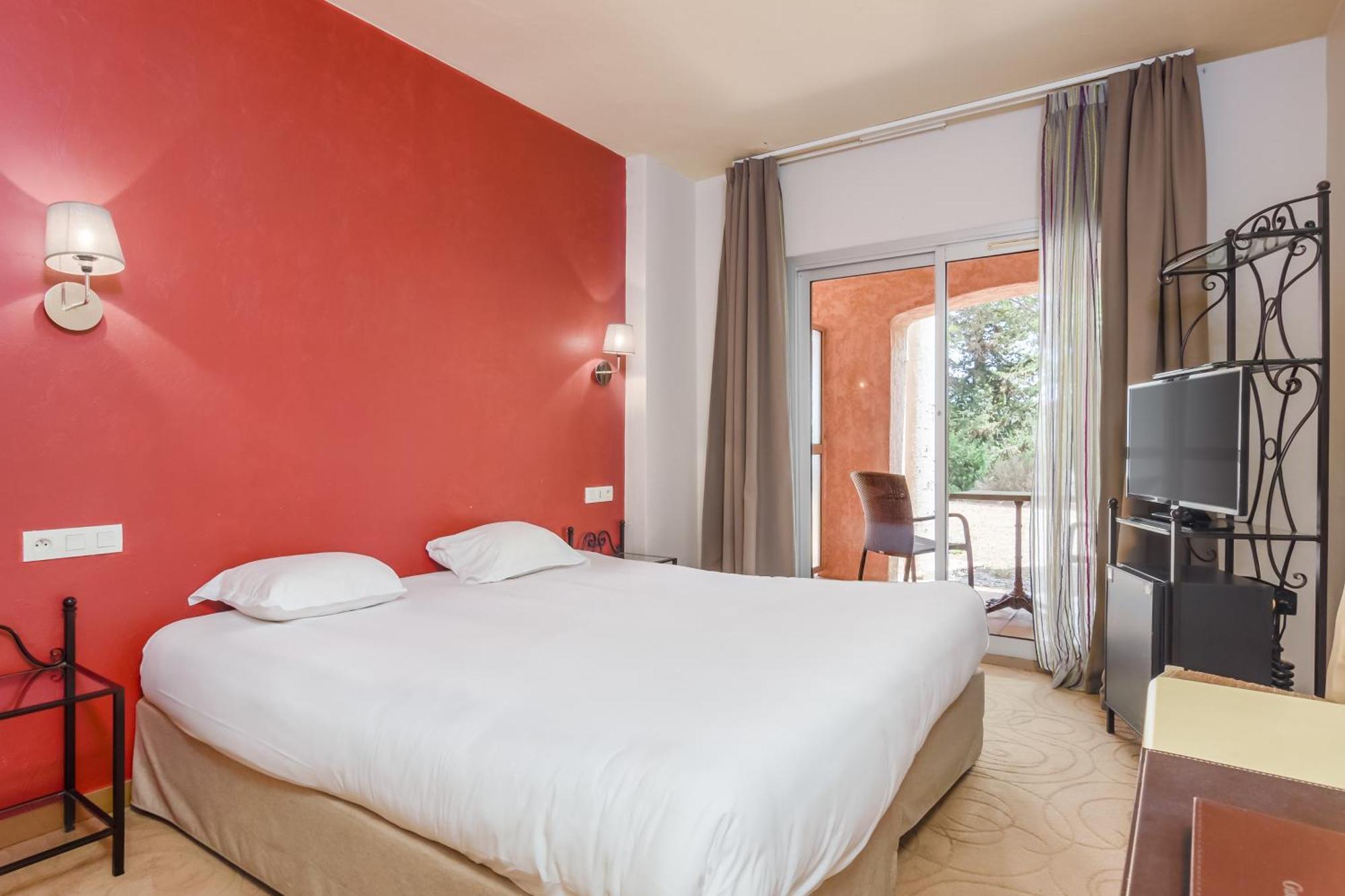 Castel 'Provence Hotel Mouans-Sartoux Exterior photo